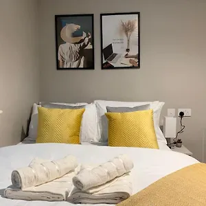 Hnfc - Prime W/ Gym+free Parking Apartment